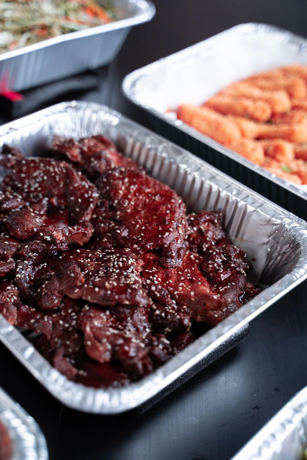 signatureexecutivebuffet edited 10marmiteporkchop